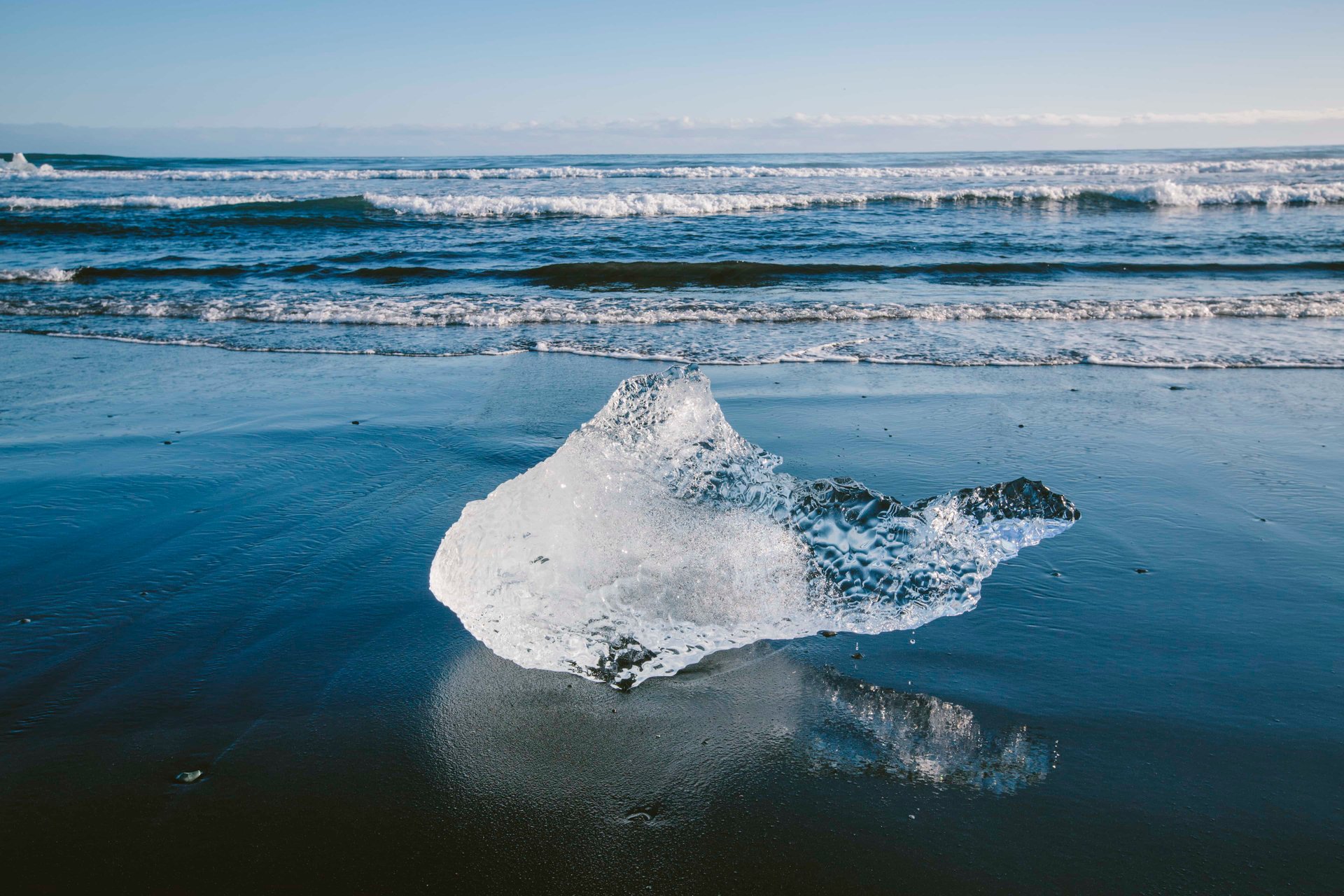 Paysage islandais, vallée et brume lointaine